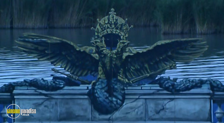 A still #20 from Franz Lehar: The Land of Smiles (2001)