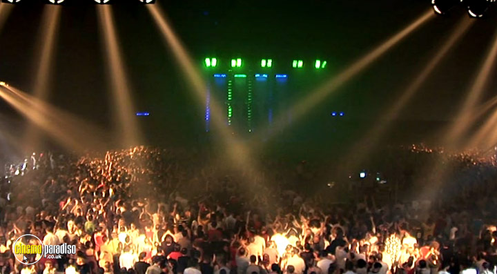 A still #9 from Moby Live: The Hotel Tour 2005 (2005)