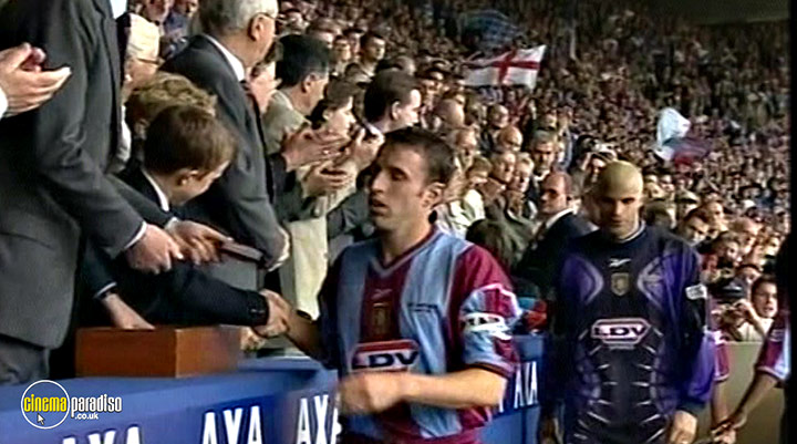 A still #14 from Gareth Barry: Aston Villa My Career (2008)