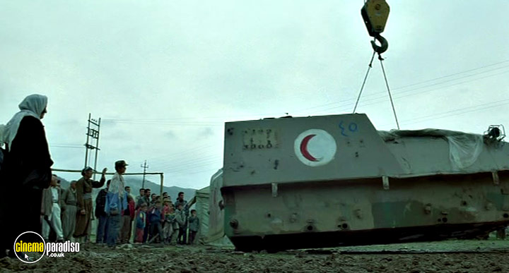 A still #11 from Turtles Can Fly (2004)