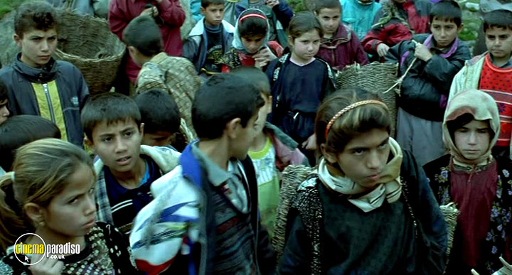 A still #10 from Turtles Can Fly (2004)