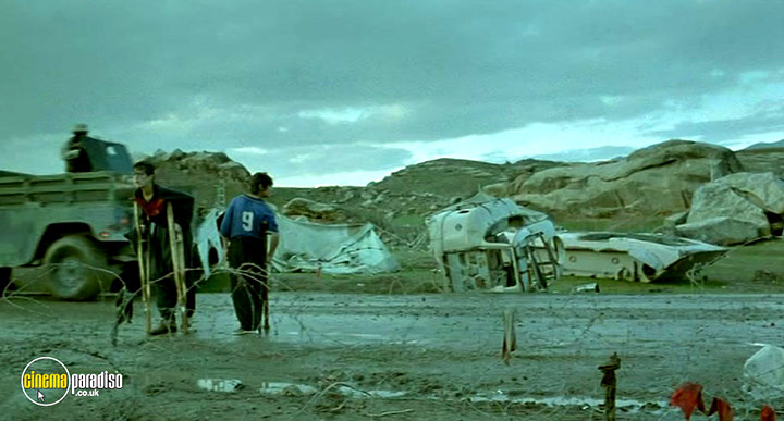 A still #2 from Turtles Can Fly (2004)