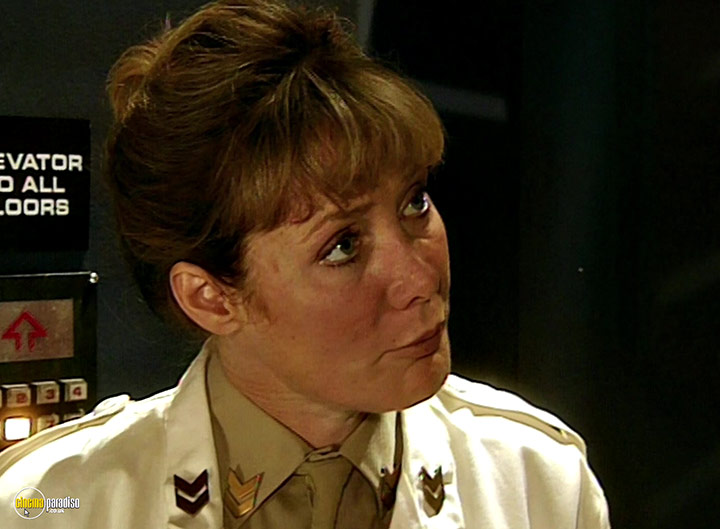 A still #4 from Red Dwarf: Series 8 (1999)