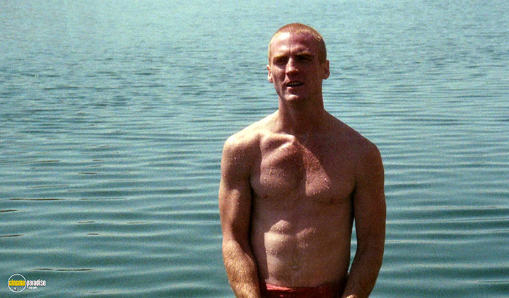 A still #17 from Heat and Dust (1983)
