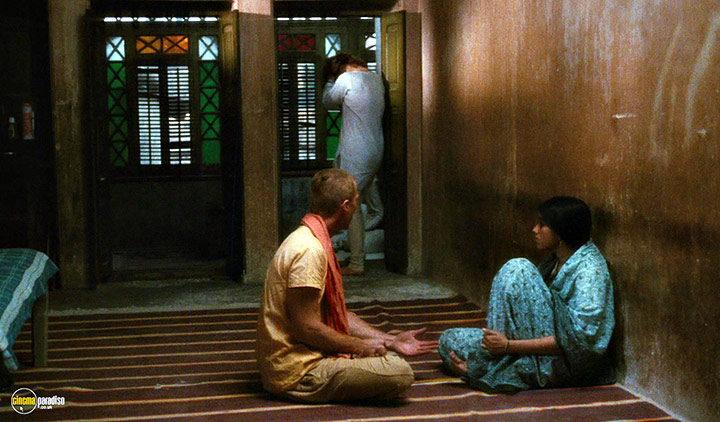 A still #18 from Heat and Dust (1983)