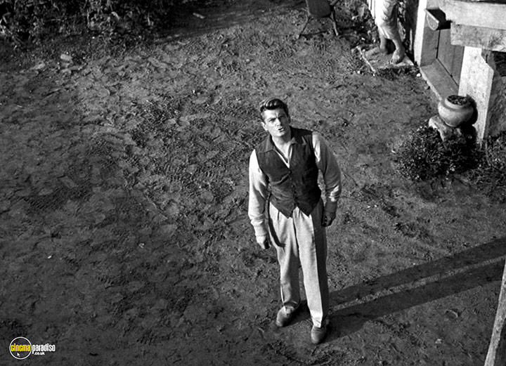 A still #33 from Orphee (1950)