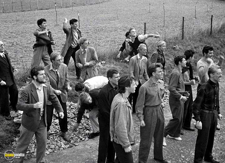 A still #31 from Orphee (1950)