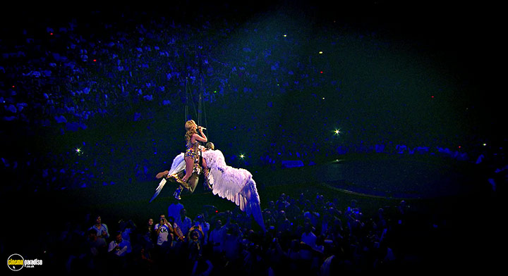 A still #21 from Kylie Minogue: Aphrodite Les Folies: Live in London (2011)