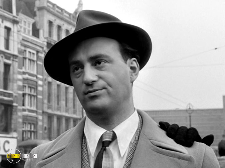 A still #2 from Wide Boy (1952)