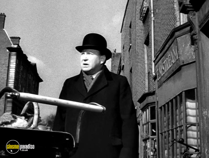 A still #4 from Trio (1950)