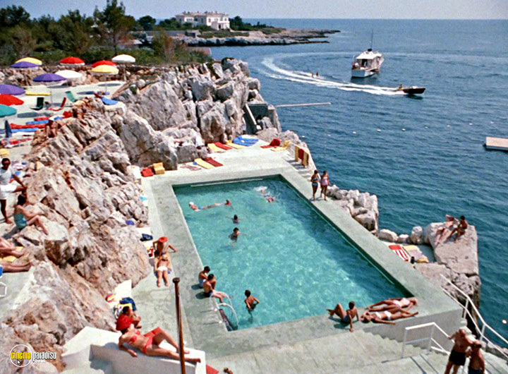 A still #90 from Department S: Series (1970)