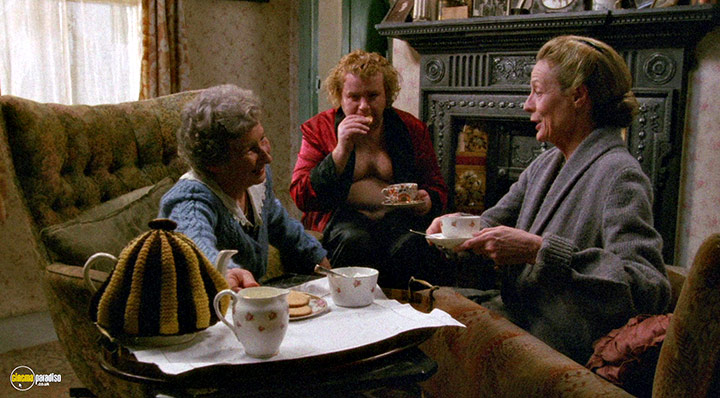 A still #47 from The Lonely Passion of Judith Hearne (1987)