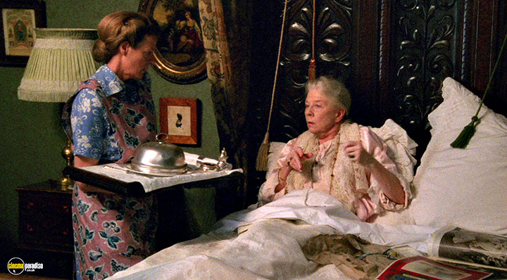 A still #56 from The Lonely Passion of Judith Hearne (1987)