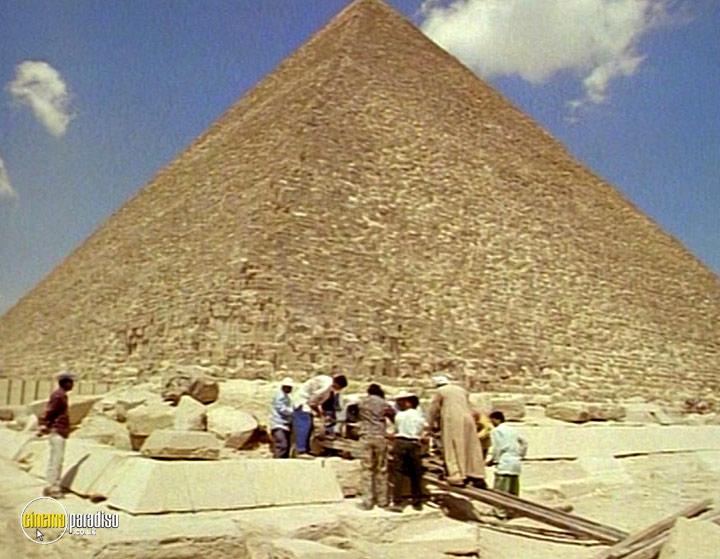 A still #16 from Ancient Egyptians: King Sneferu: King of the Pyramids (2005)