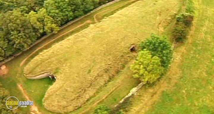 A still #20 from Britain from the Air (2006)