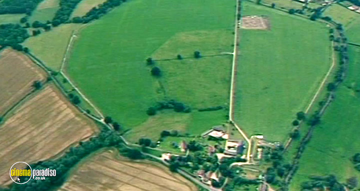 A still #18 from Britain from the Air (2006)