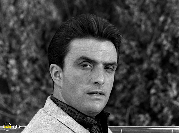 A still #11 from The Twilight Zone: Series 4 (1963)