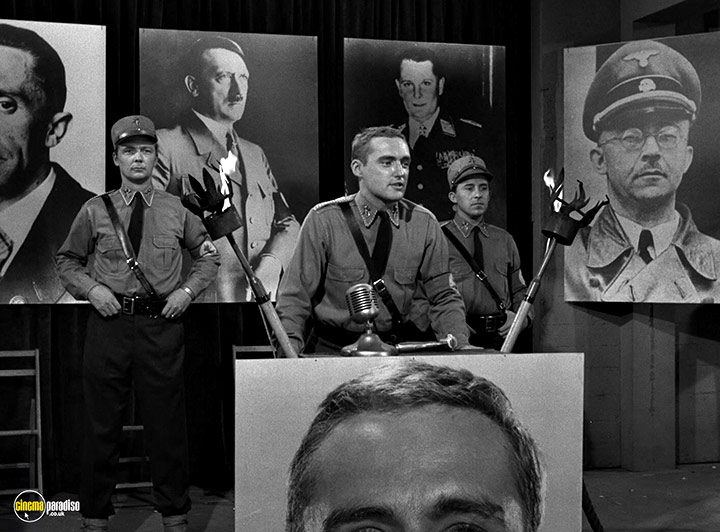 A still #10 from The Twilight Zone: Series 4 (1963)