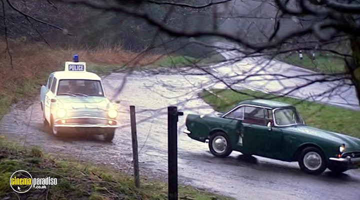 A still #18 from Heartbeat: Series 10 (2000)
