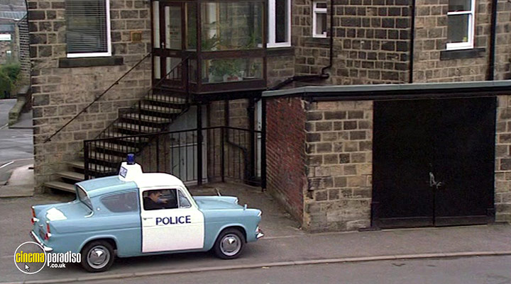 A still #29 from Heartbeat: Series 10 (2000)