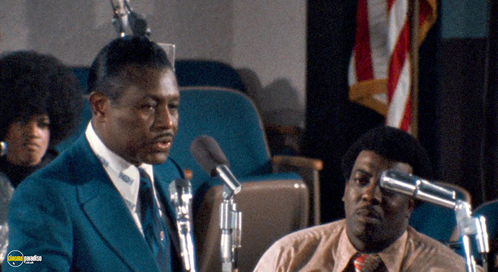 A still #6 from Amazing Grace (2018)
