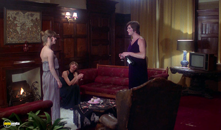 A still #11 from Prey (1977)