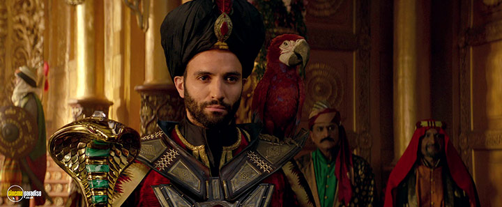 A still #63 from Aladdin (2019)