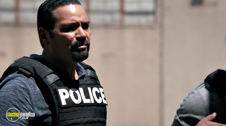 A still #12 from Shades of Blue: Series 3 (2018)