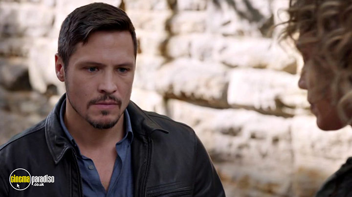 A still #4 from Shades of Blue: Series 3 (2018)