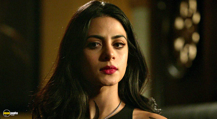 A still #9 from Shadowhunters: Series 2 (2017)