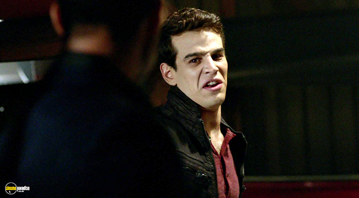 A still #3 from Shadowhunters: Series 2 (2017)