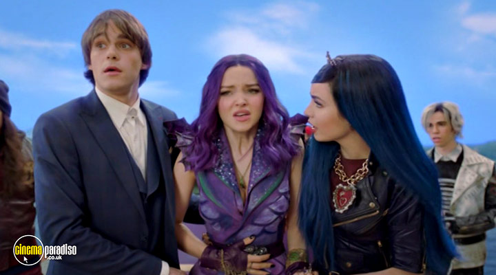 A still #26 from Descendants 3 (2019)