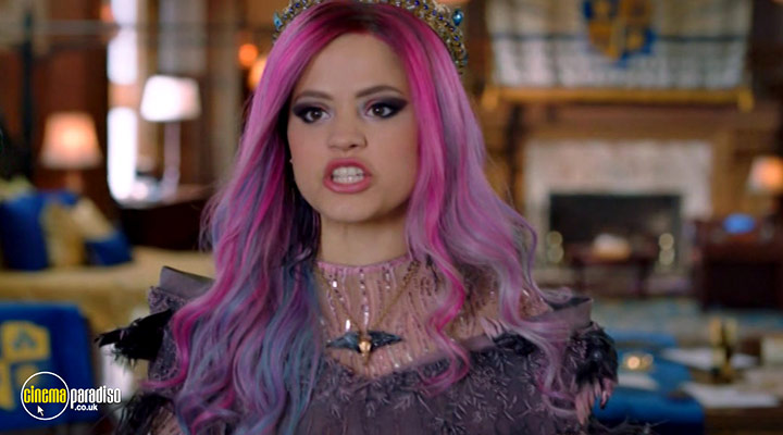 A still #17 from Descendants 3 (2019)