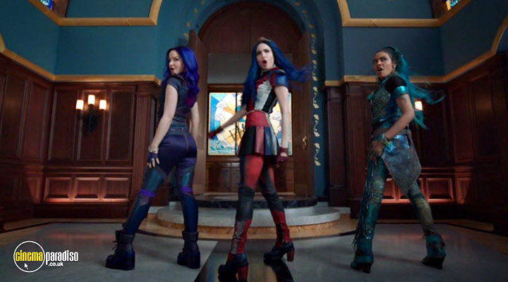 A still #13 from Descendants 3 (2019)