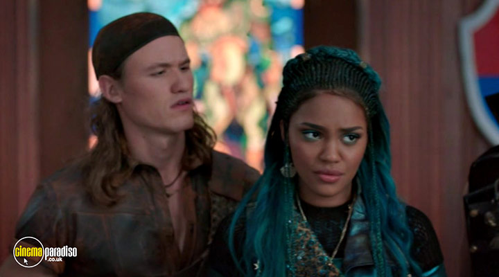 A still #12 from Descendants 3 (2019)