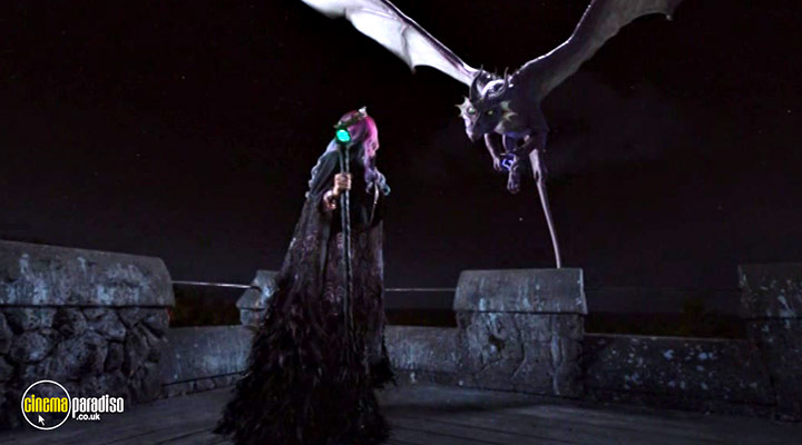 A still #5 from Descendants 3 (2019)