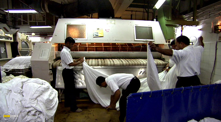A still #38 from Dan Cruickshank's Adventures in Architecture (2008)