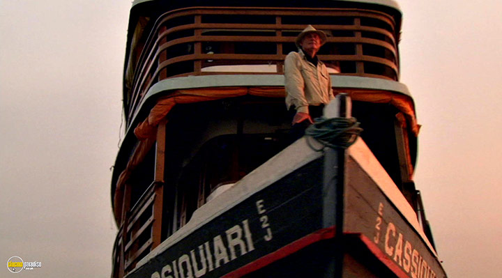 A still #31 from Dan Cruickshank's Adventures in Architecture (2008)