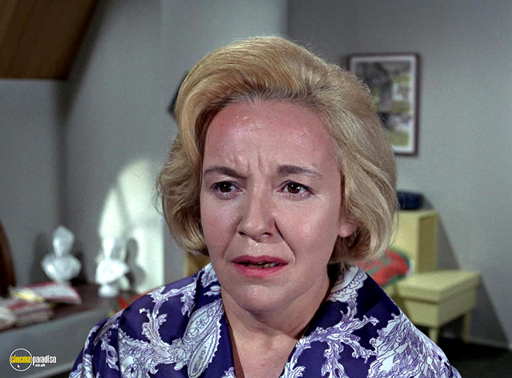A still #116 from Man in a Suitcase: Series (1968)