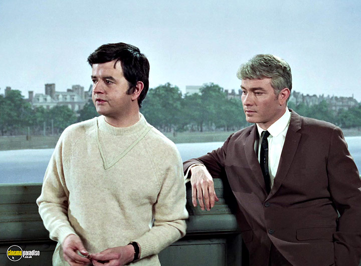 A still #119 from Man in a Suitcase: Series (1968)