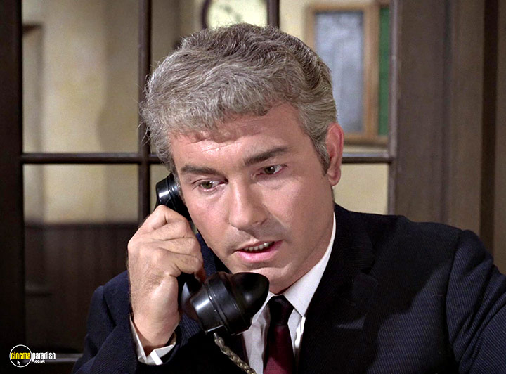 A still #132 from Man in a Suitcase: Series (1968)