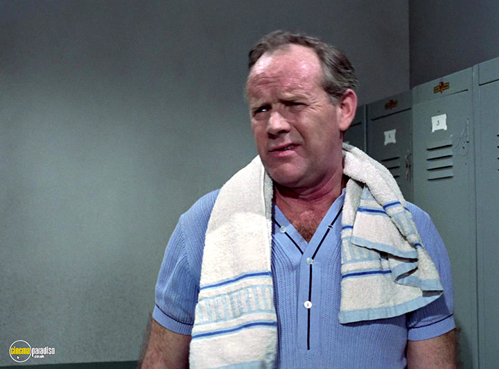 A still #135 from Man in a Suitcase: Series (1968)