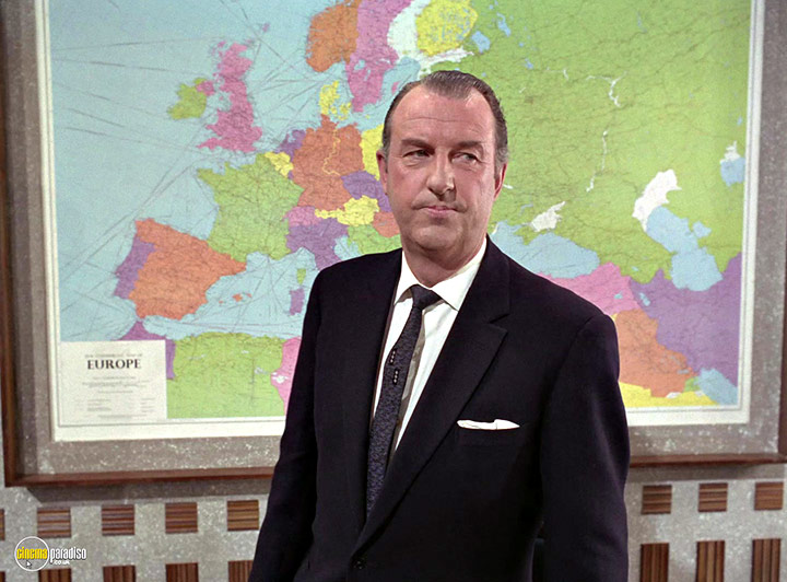 A still #138 from Man in a Suitcase: Series (1968)