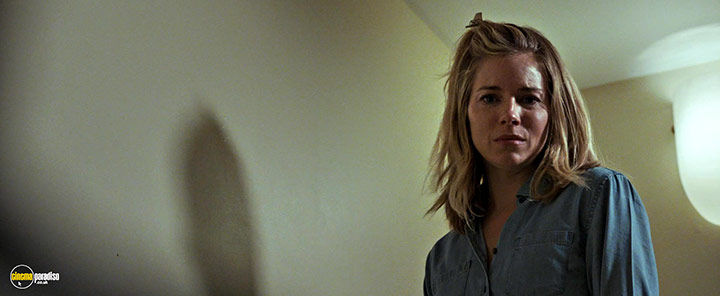 A still #16 from American Woman (2018)