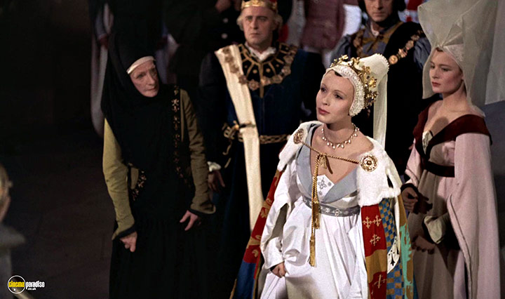 A still #67 from Richard III (1955)