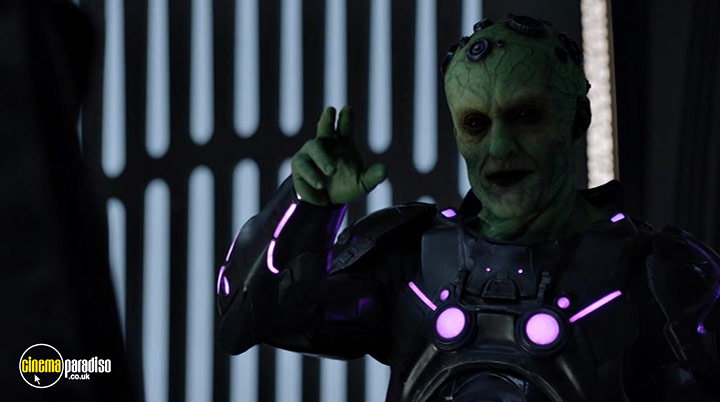 A still #31 from Krypton: Series 2 (2019)