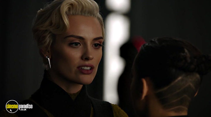 A still #22 from Krypton: Series 2 (2019)