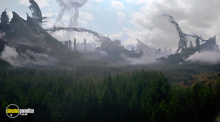 A still #16 from Krypton: Series 2 (2019)