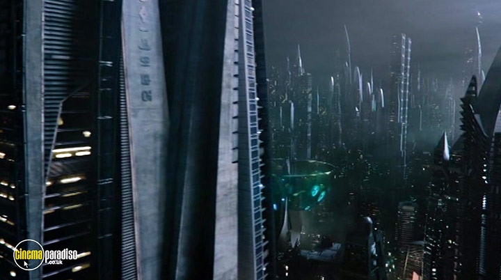 A still #5 from Krypton: Series 2 (2019)