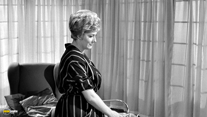 A still #1 from The League of Gentlemen (1960)